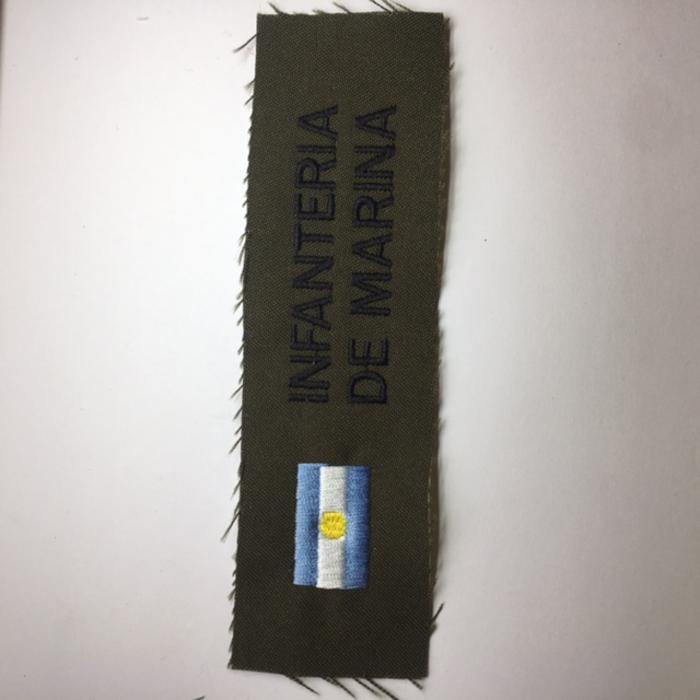 INFANTERIA DE MARINA CON BANDERA EN BAJA VISIBILIDAD