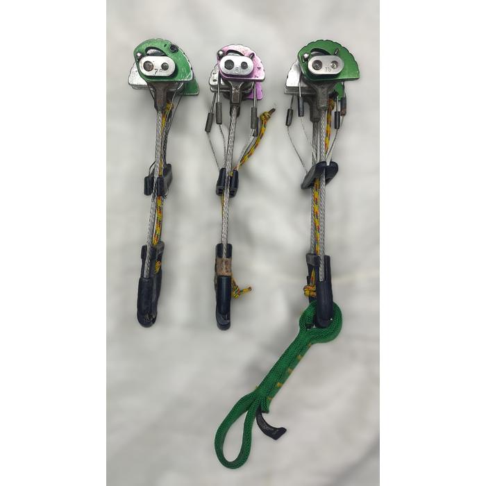 CAMALOTS BLACK DIAMOND x 3 UNIDADES - USADOS