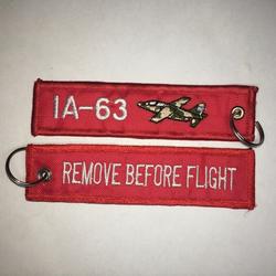 LLAVERO IA-63 - REMOVE BEFORE FLIGHT