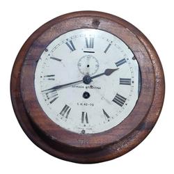 RELOJ DE MANPARO CON MARCO EN MADERA - REZAGO NAVAL -.